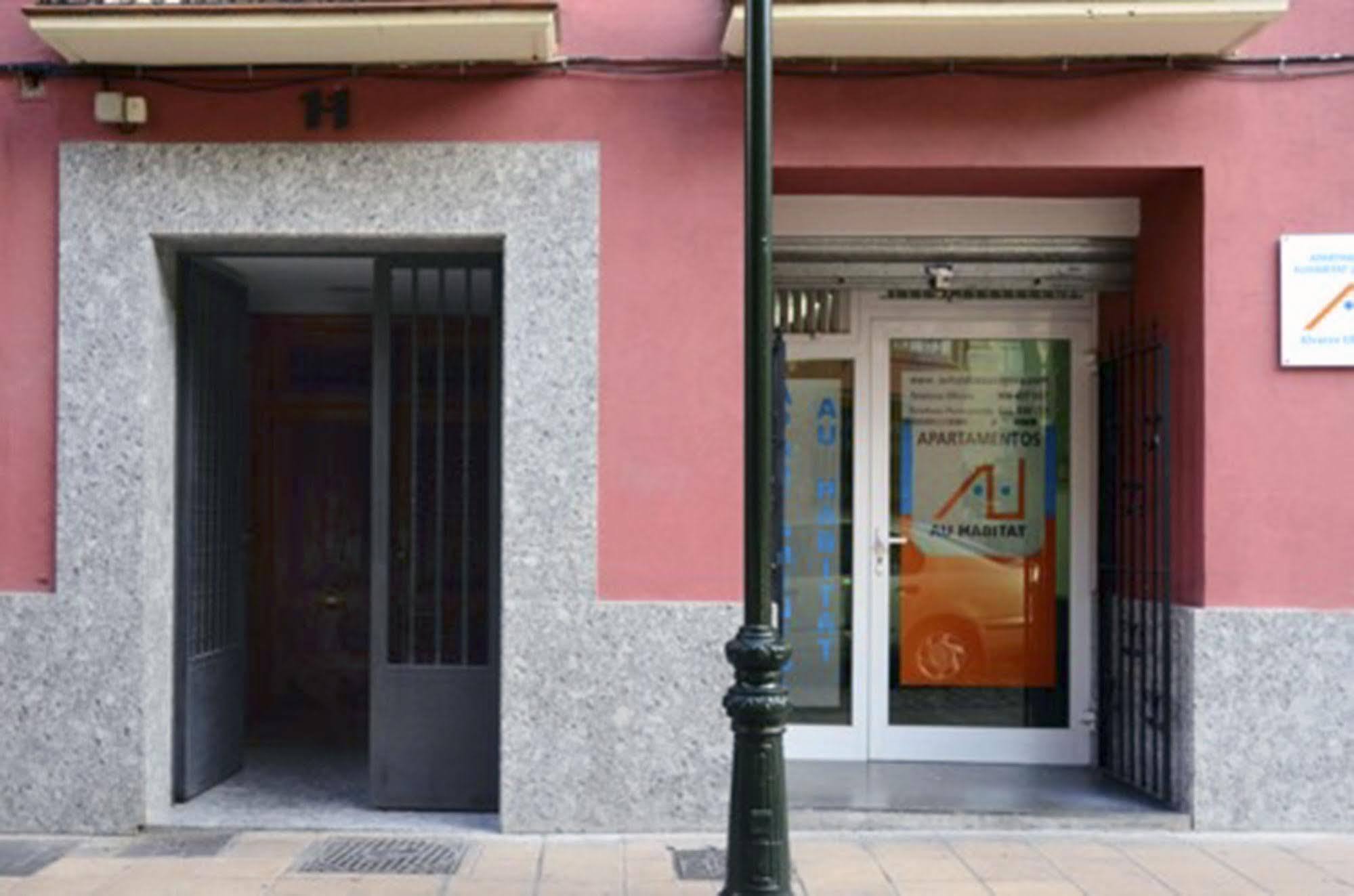 Apartamentos Auhabitat Zaragoza, Edificio De Apartamentos Turisticos Ngoại thất bức ảnh